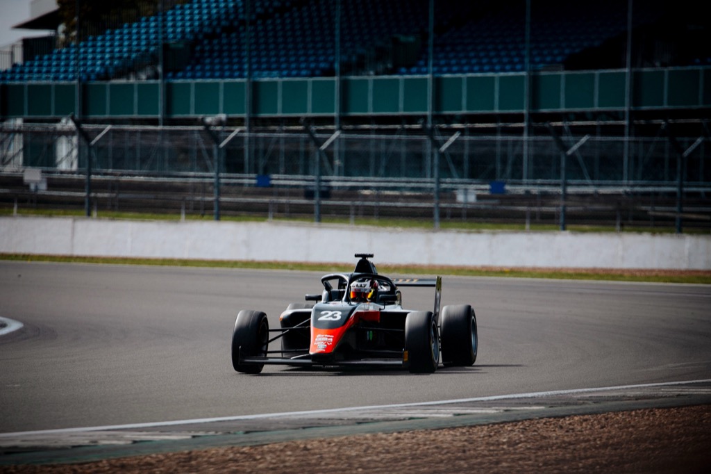 Luca Magnussen tilbage i topform på Silverstone.
(Foto: Fortec Motorsports)